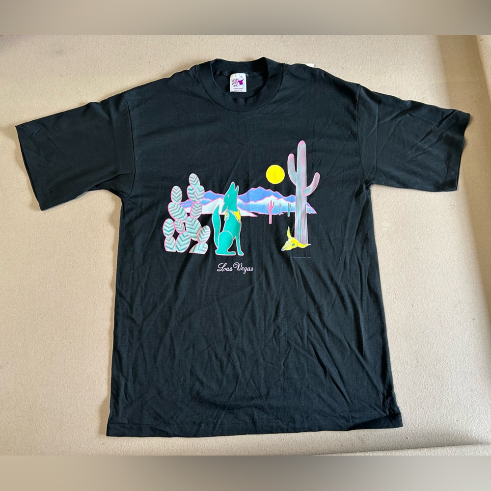 Vintage single stitched Las Vegas wolf desert xl shirt